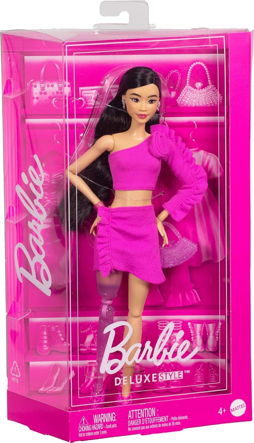Barbie Deluxe Style Işıltılı Protez Bacaklı Bebek HYV26