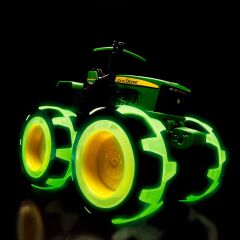 John Deere Işıklı Tekerlekli Traktör (46434)