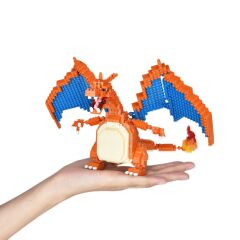 Pokemon Charizard Deluxe Nanoblock (80)