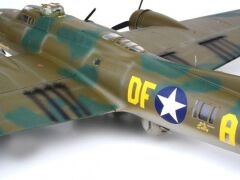 Revell Boeing B-17F Memphis Belle (04297)